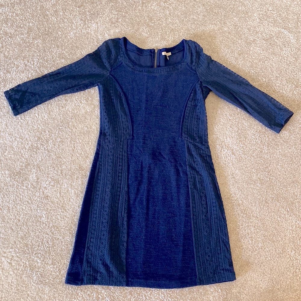 Cotton navy spring dress with lace detail